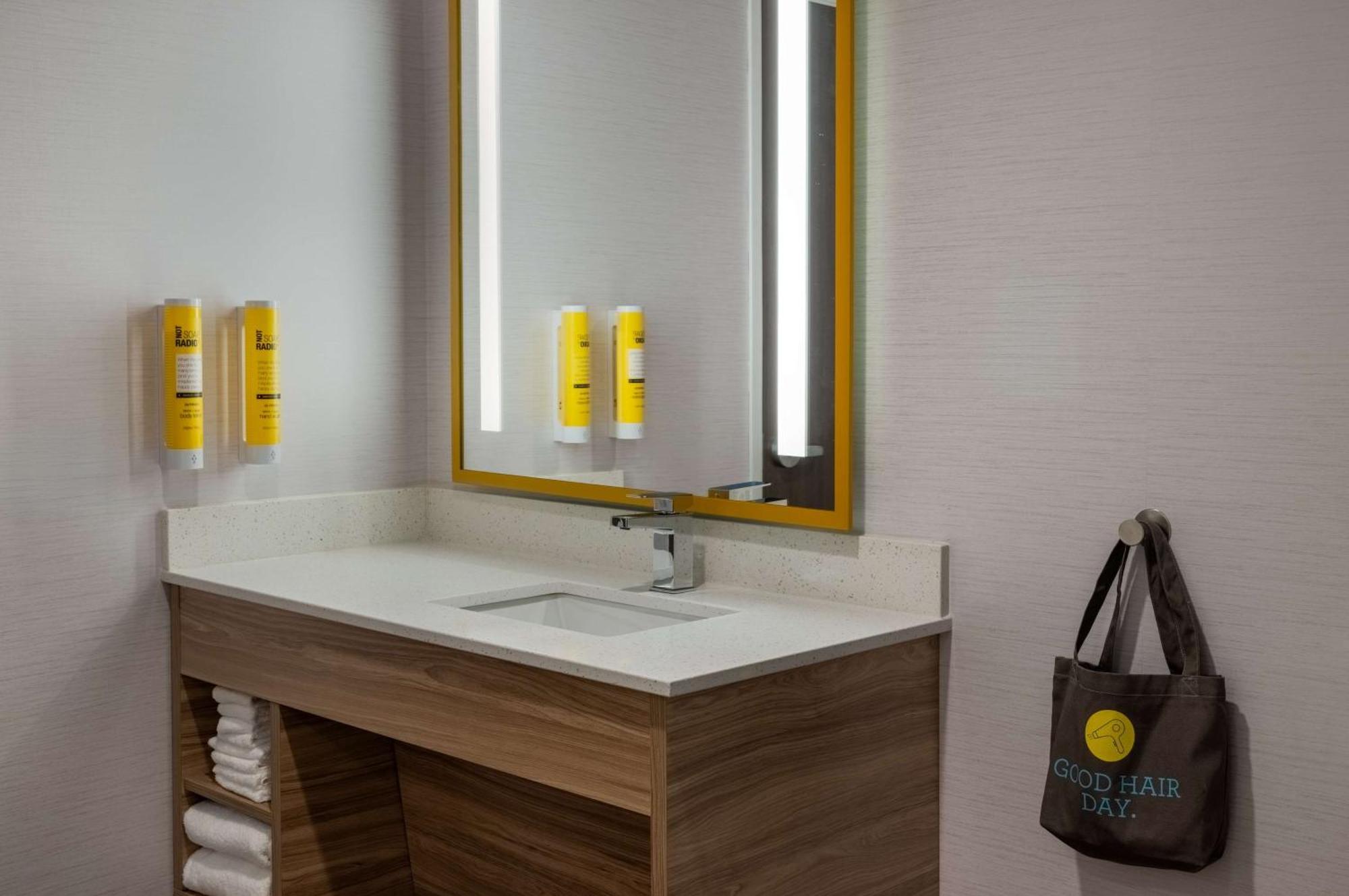 Tru By Hilton Ankeny Hotel Eksteriør billede